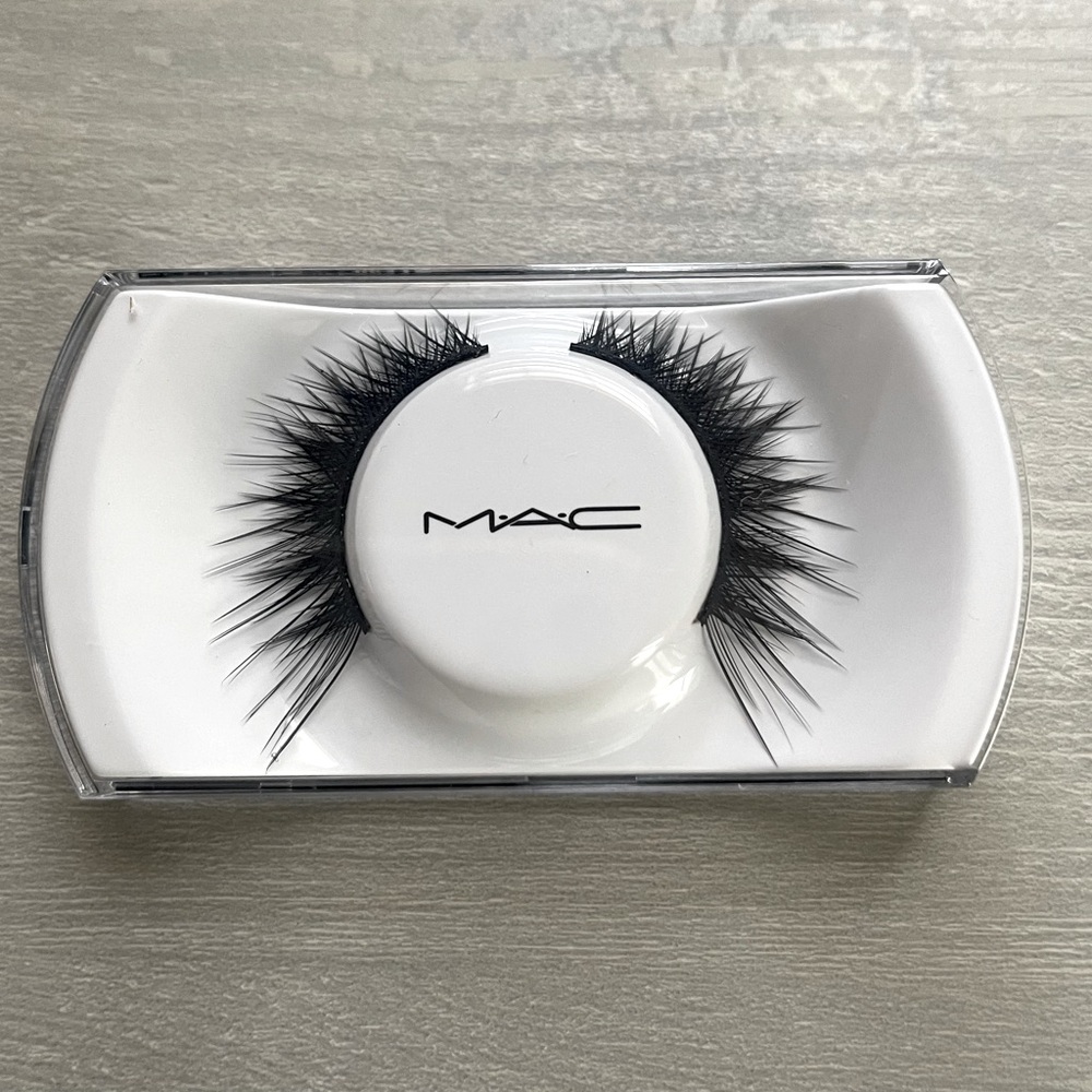 Mac lashes